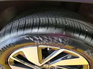 2024 Volkswagen Atlas SE z VIN 1V2HR2CA7RC575005, wystawiony jako IAAI lot #42843918 z przebiegiem 14 322 mil mil oraz . Historia ofert i sprzedaży dostępna na DreamBid. Obrazek 16.