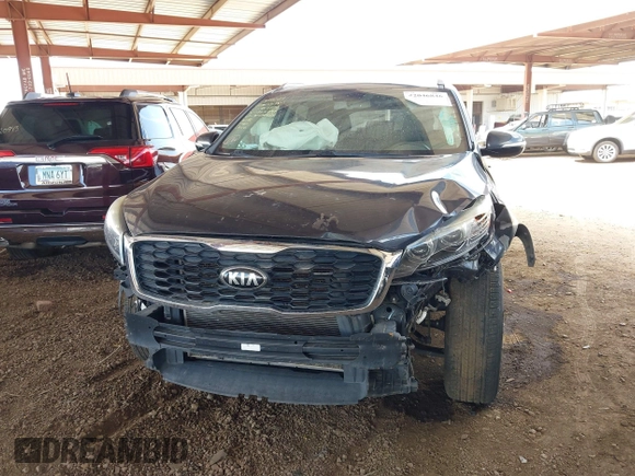 2019 Kia Sorento LX z VIN 5XYPGDA32KG439966, wystawiony jako IAAI lot #42046846 z przebiegiem 101 592 mil mil oraz . Historia ofert i sprzedaży dostępna na DreamBid. Obrazek 6.