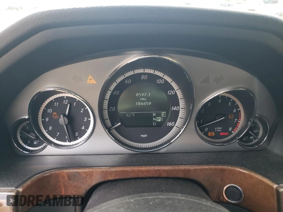 2011 Mercedes-Benz E 550 Luxury with VIN WDDHF9AB3BA444871, listed as a Copart auction lot 74978934 with 186,659 mi miles and Salvage title. Bid and sale history available at DreamBid. Image 9.