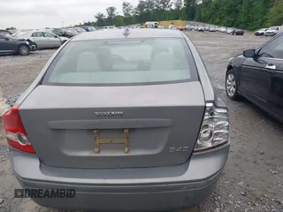 2006 Volvo S40 2.4L с VIN YV1MS382162195052, выставлен на аукционе IAAI как лот 42191212 с пробегом 177 112 миль миль и . История ставок и продаж доступна на DreamBid. Изображение 16.