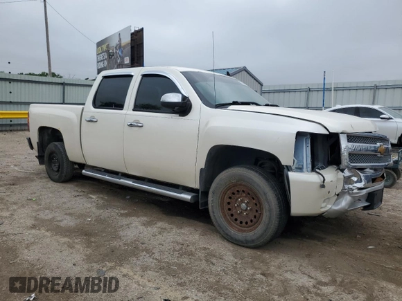 2013 Chevrolet Silverado 1500 LT with VIN 3GCPKSE79DG368320, listed as a Copart auction lot 53656865 with 188,630 mi miles and Salvage Title. Bid and sale history available at DreamBid. Image 4.
