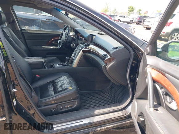 2006 Acura RL z VIN JH4KB16536C012211, wystawiony jako IAAI lot #42698313 z przebiegiem 229 622 mil mil oraz . Historia ofert i sprzedaży dostępna na DreamBid. Obrazek 5.