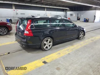 2010 Volvo V70 z VIN YV1982BW2A1123821, wystawiony jako Copart lot #55999235 z przebiegiem 126 010 mil mil oraz Szkoda całkowita • Salvage title. Historia ofert i sprzedaży dostępna na DreamBid. Obrazek 3.