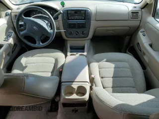 2005 Ford Explorer XLS z VIN 1FMZU62K45UA42535, wystawiony jako Copart lot #48679735 z przebiegiem 175 952 mil mil oraz Szkoda całkowita • Salvage title. Historia ofert i sprzedaży dostępna na DreamBid. Obrazek 8.