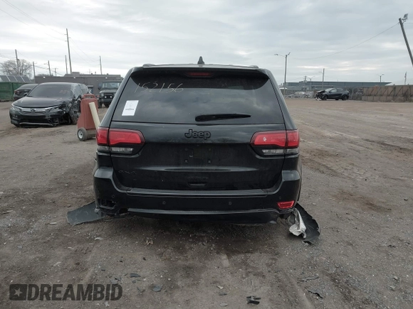 2018 Jeep Grand Cherokee Laredo E with VIN 1C4RJFAG6JC152156, listed as a IAAI auction lot 41903337 with Not provided miles and . Bid and sale history available at DreamBid. Image 15.