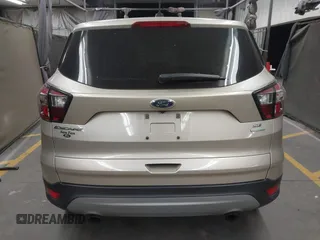 2017 Ford Escape SE z VIN 1FMCU0GD5HUD42585, wystawiony jako IAAI lot #41736097 z przebiegiem 72 501 mil mil oraz . Historia ofert i sprzedaży dostępna na DreamBid. Obrazek 16.