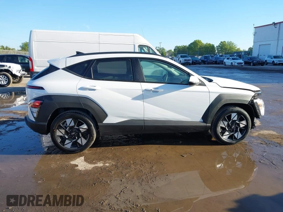 2025 Hyundai Kona SEL with VIN KM8HB3AB1SU215294, listed as a IAAI auction lot 41835866 with 484 mi miles. Bid and sale history available at carsss.com. Image 13.