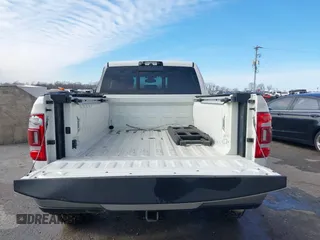 2022 Ram 2500 Laramie с VIN 3C6UR5FLXNG105323, выставлен на аукционе IAAI как лот 41359667 с пробегом 33 266 миль миль и . История ставок и продаж доступна на DreamBid. Изображение 17.
