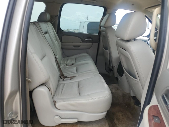 2009 Chevrolet Suburban LT w/2LT with VIN 1GNFC26039R231768, listed as a Copart auction lot 50708945 with 198,620 mi miles and Salvage Title. Bid and sale history available at carsss.com. Image 11.