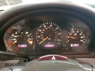 2002 Mercedes-Benz M 320/430/500 z VIN 4JGAB54E22A309625, wystawiony jako Copart lot #51300405 z przebiegiem 90 227 mil mil oraz Szkoda całkowita • Salvage title. Historia ofert i sprzedaży dostępna na DreamBid. Obrazek 9.