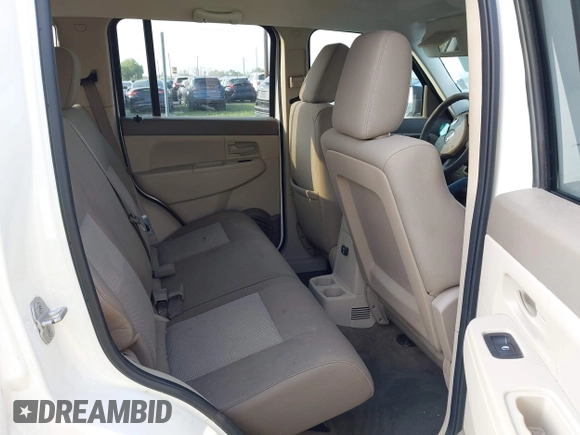2008 Jeep Liberty Sport with VIN 1J8GP28K48W228144, listed as a IAAI auction lot 41928584 with Not Provided miles. Bid and sale history available at carsss.com. Image 8.