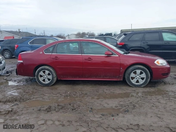 2009 Chevrolet Impala 3.5L LT with VIN 2G1WT57K091153476, listed as a IAAI auction lot 41728967 with NaN miles. Bid and sale history available at carsss.com. Image 13.