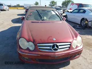 2007 Mercedes-Benz CLK 350 z VIN WDBTK56F97F229640, wystawiony jako IAAI lot #42655767 z przebiegiem 131 159 mil mil oraz . Historia ofert i sprzedaży dostępna na DreamBid. Obrazek 6.