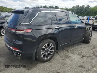 2022 Jeep Grand Cherokee Overland with VIN 1C4RJHDG0N8579025, listed as a Copart auction lot 57352245 with 47,194 mi miles and Salvage title. Bid and sale history available at DreamBid. Image 3.