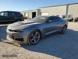 2021 Chevrolet Camaro 2SS with VIN 1G1FH1R75M0135787, listed as a Copart auction lot 47257455 with 16,918 mi miles and Salvage Title. Bid and sale history available at carsss.com. Image 1.