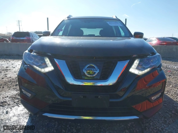2017 Nissan Rogue SL with VIN 5N1AT2MV5HC769838, listed as a IAAI auction lot 40922008 with 91,906 mi miles. Bid and sale history available at carsss.com. Image 12.