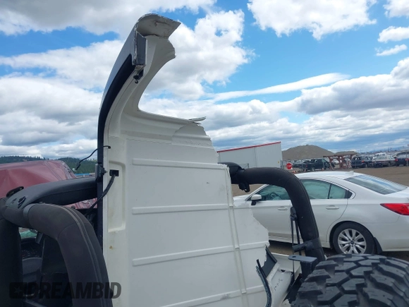 2003 Jeep Wrangler X z VIN 1J4FA39S73P349014, wystawiony jako IAAI lot #42582747 z przebiegiem 50 525 mil mil oraz . Historia ofert i sprzedaży dostępna na DreamBid. Obrazek 12.