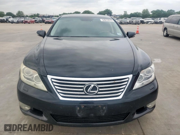 2012 Lexus LS 460 z VIN JTHBL5EFXC5111591, wystawiony jako Copart lot #54612615 z przebiegiem 273 050 mil mil oraz Szkoda całkowita • Salvage title. Historia ofert i sprzedaży dostępna na DreamBid. Obrazek 5.