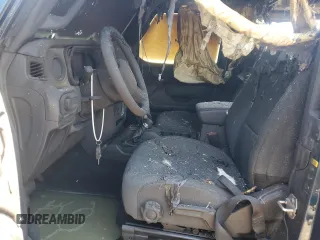 2025 Jeep Wrangler Sport S z VIN 1C4PJXAN2SW532381, wystawiony jako Copart lot #56226185 z przebiegiem Nie podano mil oraz Nie do naprawy • Non repairable. Historia ofert i sprzedaży dostępna na DreamBid. Obrazek 7.