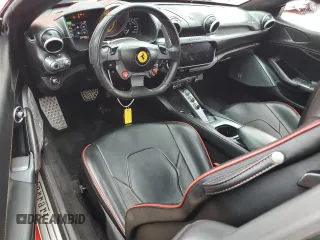 2020 Ferrari Portofino z VIN ZFF89FPAXL0248787, wystawiony jako Copart lot #57488894 z przebiegiem 22 022 mil mil oraz Nie do naprawy. Historia ofert i sprzedaży dostępna na DreamBid. Obrazek 8.