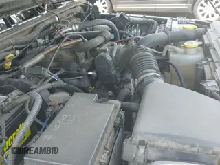 2008 Jeep Wrangler Unlimited X z VIN 1J4GA39148L560004, wystawiony jako IAAI lot #42523657 z przebiegiem 116 619 mil mil oraz . Historia ofert i sprzedaży dostępna na DreamBid. Obrazek 19.