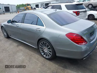 2015 Mercedes-Benz S 550 z VIN WDDUG8CB4FA169679, wystawiony jako IAAI lot #42098297 z przebiegiem 107 547 mil mil oraz . Historia ofert i sprzedaży dostępna na DreamBid. Obrazek 3.
