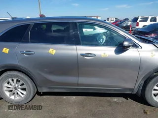 2019 Kia Sorento LX with VIN 5XYPG4A38KG544480, listed as a IAAI auction lot 41652573 with 94,434 mi miles. Bid and sale history available at carsss.com. Image 14.