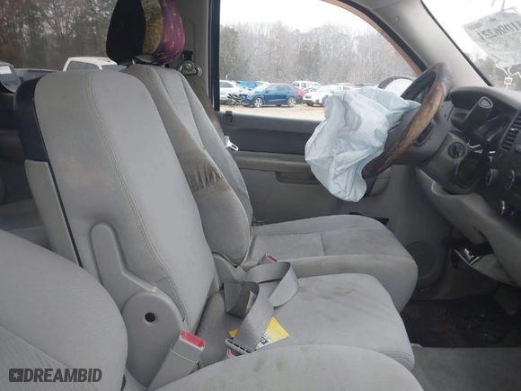 2012 Chevrolet Silverado 1500 LT with VIN 1GCPKSE76CF169144, listed as a IAAI auction lot 41096221 with 119,657 mi miles. Bid and sale history available at carsss.com. Image 5.