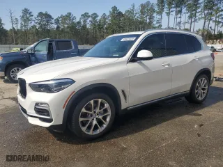 2021 BMW X5 sDrive40i with VIN 5UXCR4C03M9D78256, listed as a Copart auction lot 49325035 with 0 mi miles and Salvage Title. Bid and sale history available at carsss.com. Image 1.