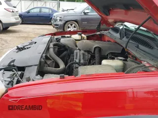 2006 Chevrolet Silverado 1500 LT3 с VIN 2GCEK13TX61139223, выставлен на аукционе IAAI как лот 42187415 с пробегом 243 842 миль миль и . История ставок и продаж доступна на DreamBid. Изображение 19.