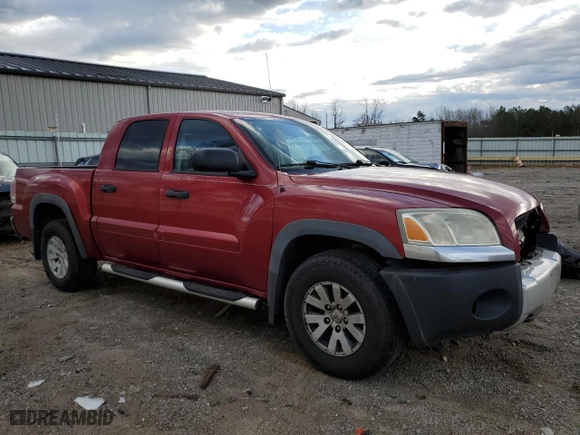 2006 Mitsubishi Raider Duro Cross with VIN 1Z7HC38K06S561673, listed as a Copart auction lot 47880895 with 141,980 mi miles and Clean Title. Bid and sale history available at carsss.com. Image 4.