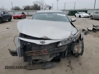 2015 Kia Optima LX z VIN KNAGM4A78F5530621, wystawiony jako Copart lot #43874535 z przebiegiem Nie podano mil oraz Szkoda całkowita • Salvage title. Historia ofert i sprzedaży dostępna na DreamBid. Obrazek 5.