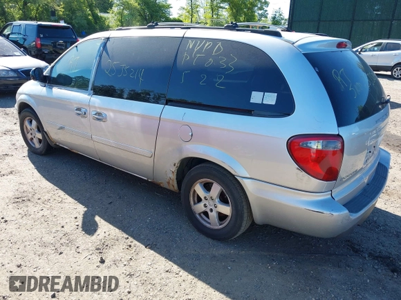 2005 Dodge Caravan SXT with VIN 2D4GP44L75R167901, listed as a IAAI auction lot 42314293 with Not provided miles and . Bid and sale history available at DreamBid. Image 3.