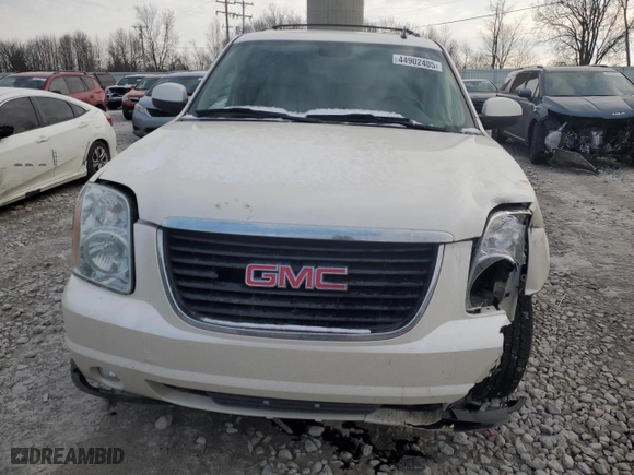 2014 GMC Yukon SLT with VIN 1GKS2CE07ER150160, listed as a Copart auction lot 44902405 with 196,579 mi miles and Clean Title. Bid and sale history available at carsss.com. Image 5.