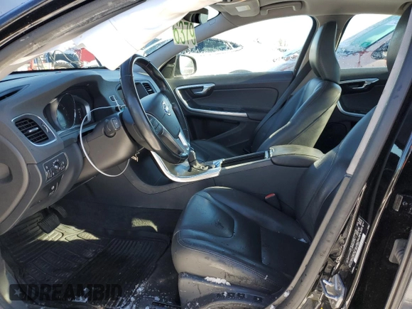 2015 Volvo S60 T5 Premier z VIN YV1612TK2F1350209, wystawiony jako Copart lot #88946025 z przebiegiem 112 657 mil mil oraz Szkoda całkowita • Salvage title. Historia ofert i sprzedaży dostępna na DreamBid. Obrazek 7.