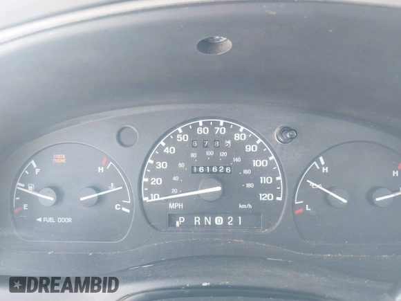 1997 Ford Ranger XLT z VIN 1FTCR10A0VPB38301, wystawiony jako IAAI lot #41490068 z przebiegiem 161 626 mil mil oraz . Historia ofert i sprzedaży dostępna na DreamBid. Obrazek 7.