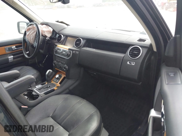 2012 Land Rover LR4 HSE z VIN SALAG2D43CA597757, wystawiony jako IAAI lot #42265010 z przebiegiem 116 140 mil mil oraz . Historia ofert i sprzedaży dostępna na DreamBid. Obrazek 5.