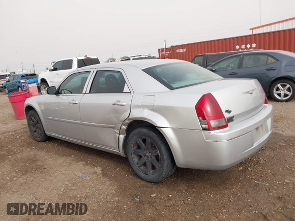 2006 Chrysler 300 Touring with VIN 2C3KA53G36H384442, listed as a IAAI auction lot 41817539 with 129,123 mi miles. Bid and sale history available at carsss.com. Image 14.