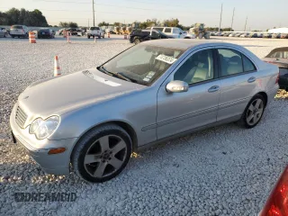 2003 Mercedes-Benz C 320 with VIN WDBRF64J33F325589, listed as a Copart auction lot 74736374 with 112,830 mi miles and Salvage Title. Bid and sale history available at DreamBid. Image 1.
