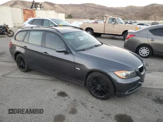 2006 BMW 3 Series 325xi с VIN WBAVT13576AV98386, выставлен на аукционе Copart как лот 81520954 с пробегом 362 557 миль миль и Списание • Salvage title. История ставок и продаж доступна на DreamBid. Изображение 4.