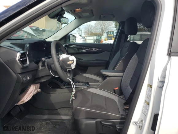 2025 Chevrolet TrailBlazer LS with VIN KL79MMSP7SB047351, listed as a Copart auction lot 78785734 with 579 mi miles and Salvage Title. Bid and sale history available at carsss.com. Image 7.