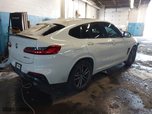 2019 BMW X4 xDrive30i with VIN 5UXUJ3C56KLG56553, listed as a IAAI auction lot 41365333 with 77,727 mi miles. Bid and sale history available at carsss.com. Image 4.