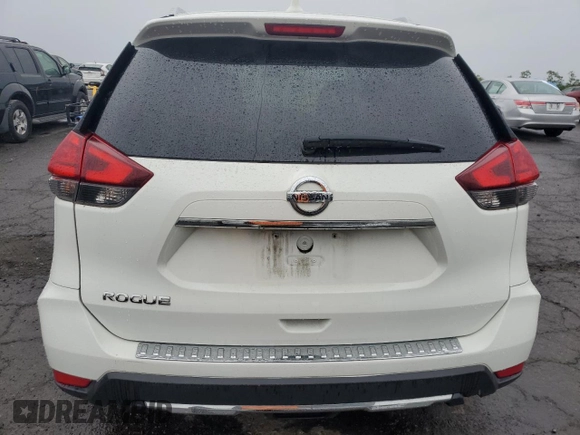 2017 Nissan Rogue SL z VIN 5N1AT2MT9HC881847, wystawiony jako Copart lot #58715515 z przebiegiem 87 941 mil mil oraz Szkoda całkowita • Salvage title. Historia ofert i sprzedaży dostępna na DreamBid. Obrazek 6.