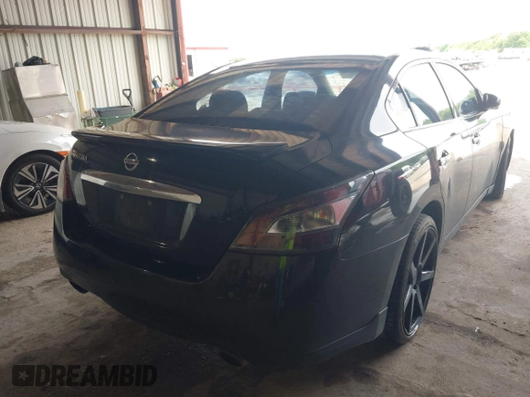 2014 Nissan Maxima S with VIN 1N4AA5AP9EC476138, listed as a IAAI auction lot 42732164 with 105,724 mi miles and . Bid and sale history available at DreamBid. Image 4.