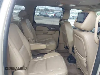 2010 Chevrolet Suburban LTZ with VIN 1GNUKKE35AR129351, listed as a IAAI auction lot 41971625 with 234,487 mi miles. Bid and sale history available at carsss.com. Image 8.