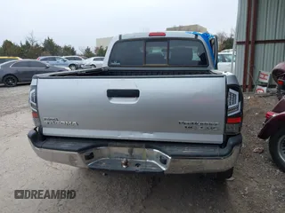 2008 Toyota Tacoma PreRunner with VIN 3TMJU62NX8M067203, listed as a IAAI auction lot 41348958 with 161,195 mi miles. Bid and sale history available at carsss.com. Image 16.