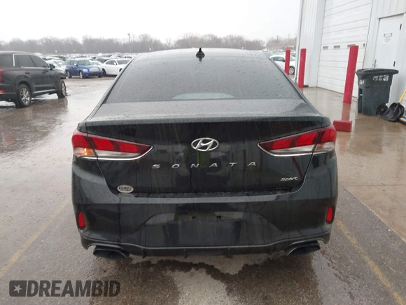 2018 Hyundai Sonata Limited with VIN 5NPE34AF2JH627102, listed as a IAAI auction lot 41839621 with 161,943 mi miles. Bid and sale history available at carsss.com. Image 16.