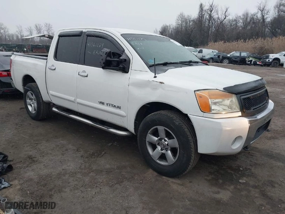 2007 Nissan Titan LE with VIN 1N6BA07B87N246012, listed as a IAAI auction lot 41561124 with 344,652 mi miles. Bid and sale history available at carsss.com. Image 1.
