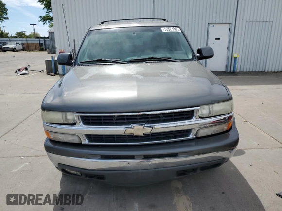 2000 Chevrolet Suburban LT with VIN 3GNFK16T0YG201987, listed as a Copart auction lot 52521885 with 282,794 mi miles and Salvage Title. Bid and sale history available at carsss.com. Image 5.