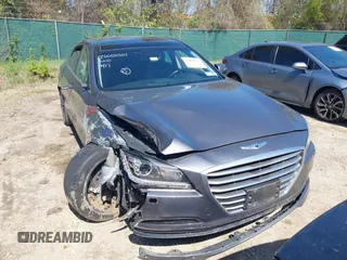 2015 Hyundai Genesis 3.8L with VIN KMHGN4JE5FU095721, listed as a IAAI auction lot 42055501 with 89,517 mi miles. Bid and sale history available at carsss.com. Image 12.
